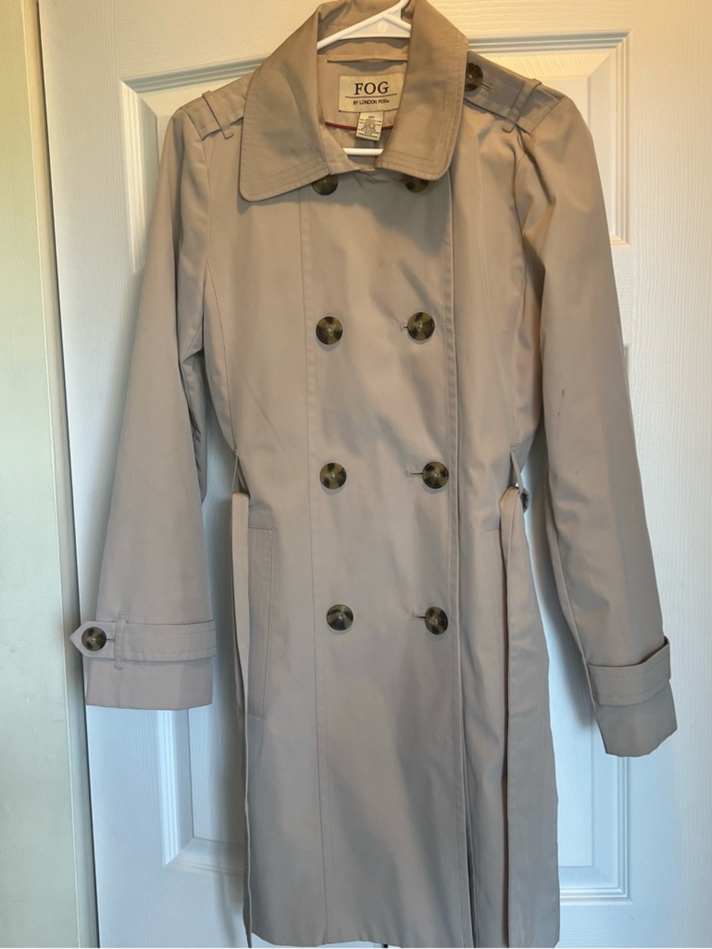 Fog by London Fog Women's Beige Double-Breasted Trench Coat size Small